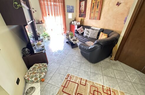 OTTIMO 3 LOCALI AMPIO A PIOLTELLO