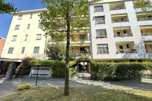 BILOCALE CON GIARDINO IN OTTIMO CONTESTO