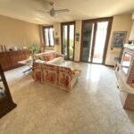 BELLISSIMO 3 LOCALI ULTIMO PIANO CON CANTINA E BOX