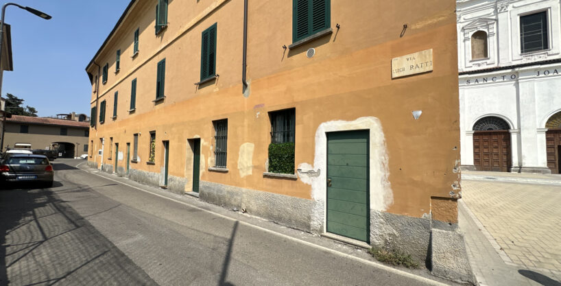 MONOLOCALE RISTRUTTURATO CON CUCINOTTO