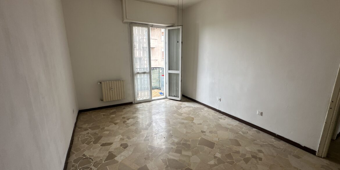 AMPIO MONOLOCALE CON CUCINA ABITABILE